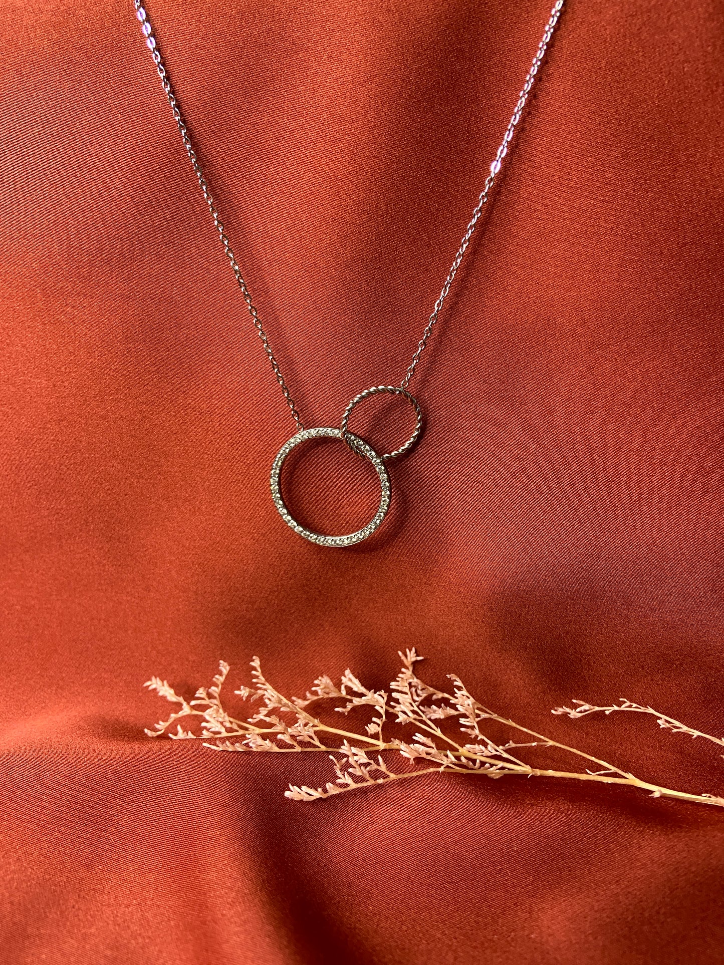 Collier Julia