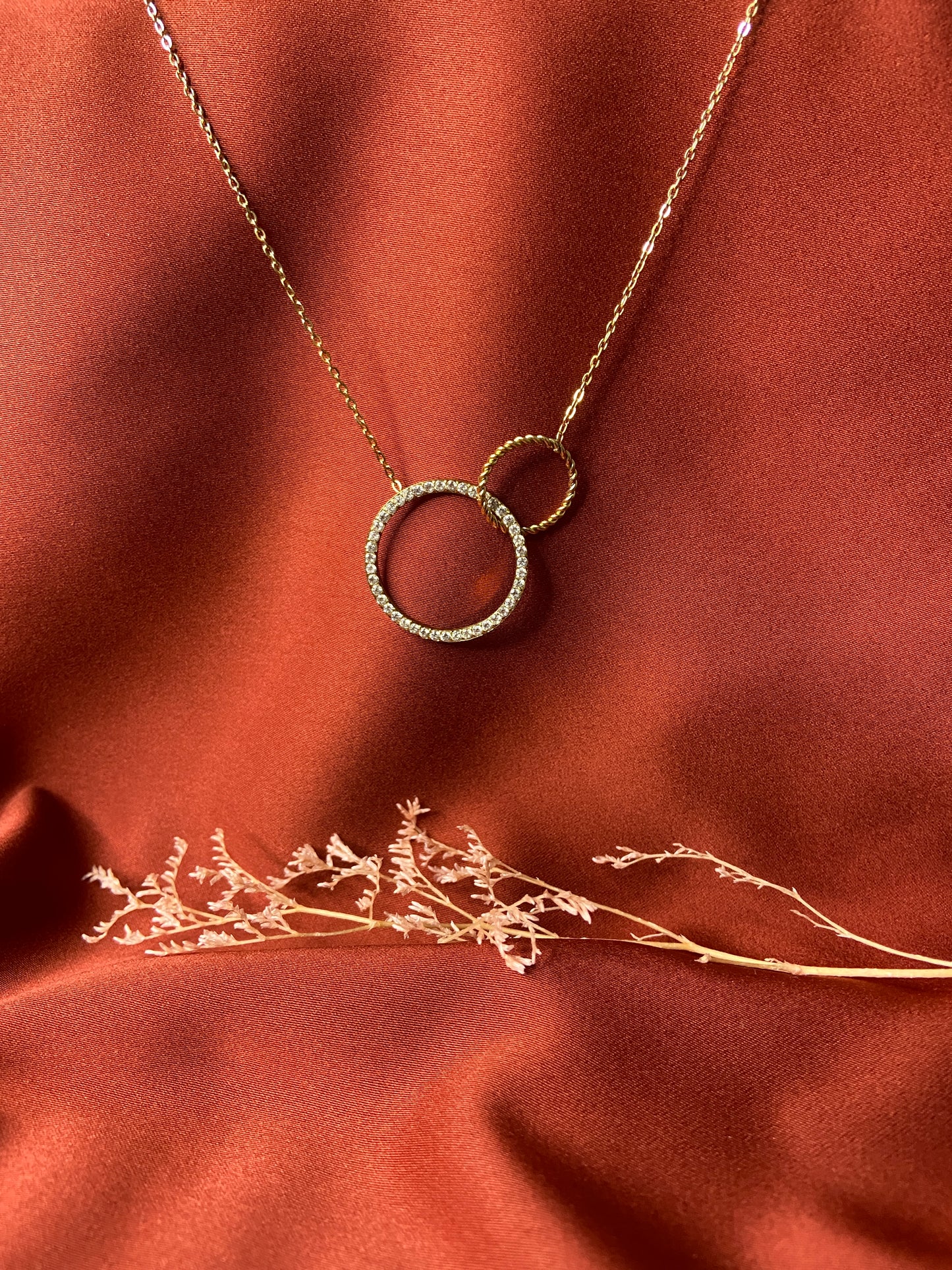 Collier Julia